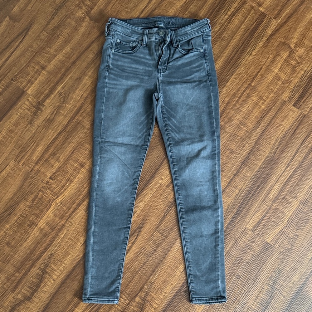 American Eagle Outfitters Dark Gray Skinny Jeans